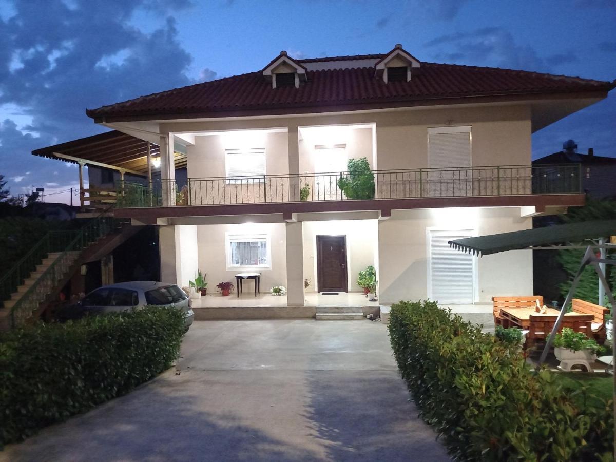 Villa Cerpja Kamez Esterno foto