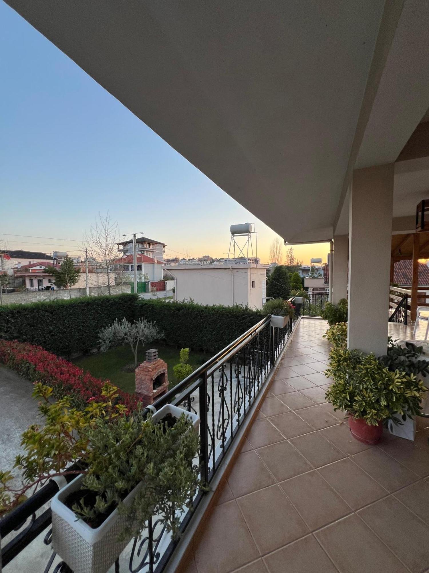 Villa Cerpja Kamez Esterno foto